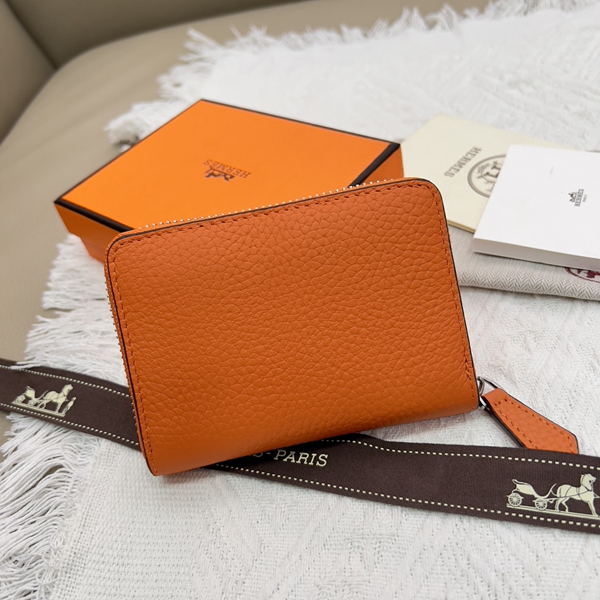 エルメス財布コピー背面デザイン